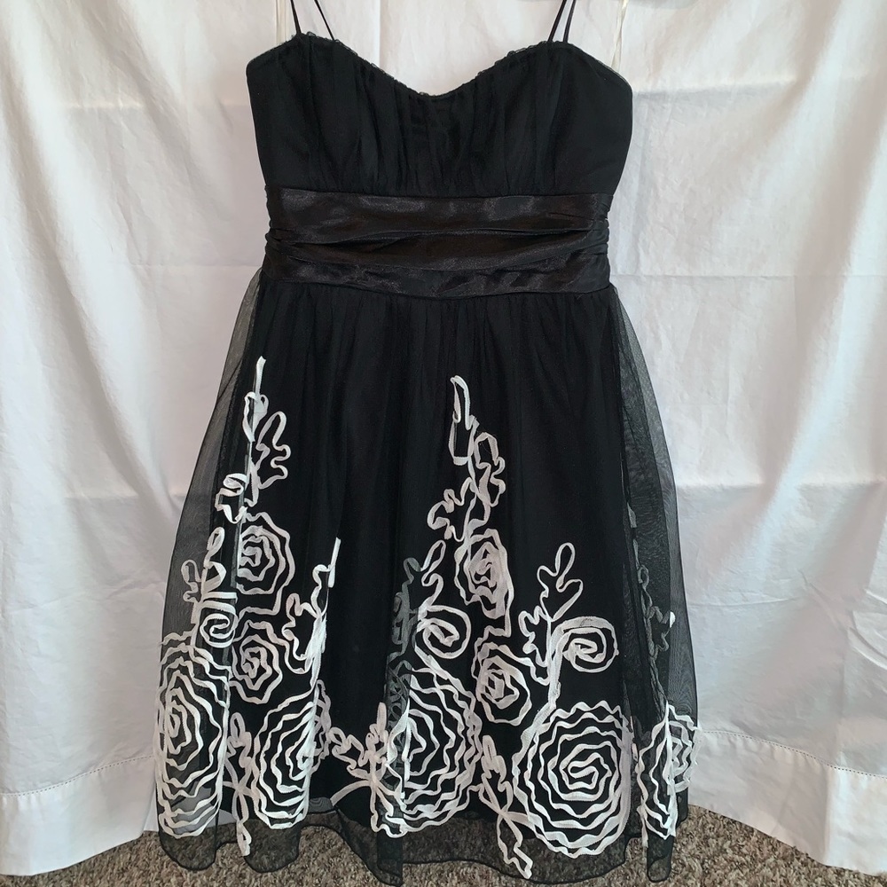 Black & White Floral Semi Formal Dress